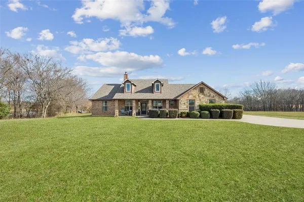 $595,000 | 370 Private Road 5291, Yantis, TX 75497