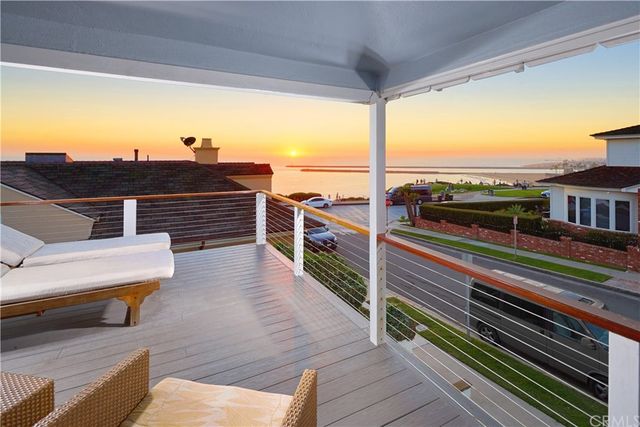 $5,400,000 | 200 Orchid Avenue, Corona del Mar, CA 92625