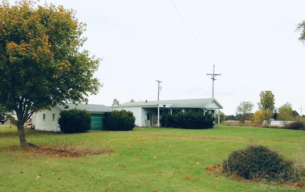 4845 Lake Pleasant Road North Branch, MI 48461 - Photo 2 of 11