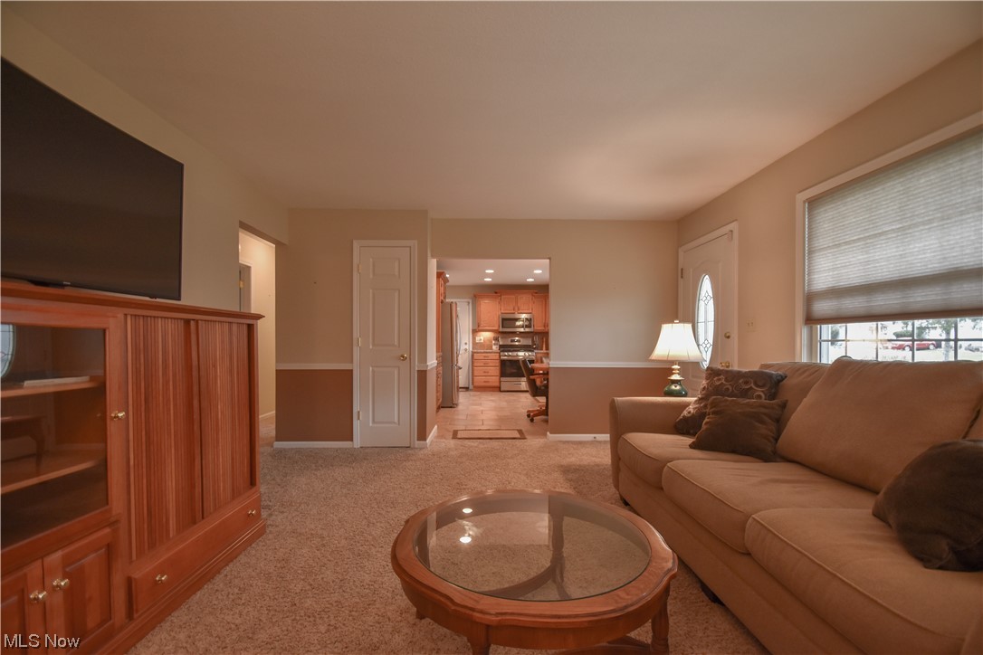 4517 Burkey Road Youngstown, OH 44515 - Photo 9 of 29 Gallery Image 9