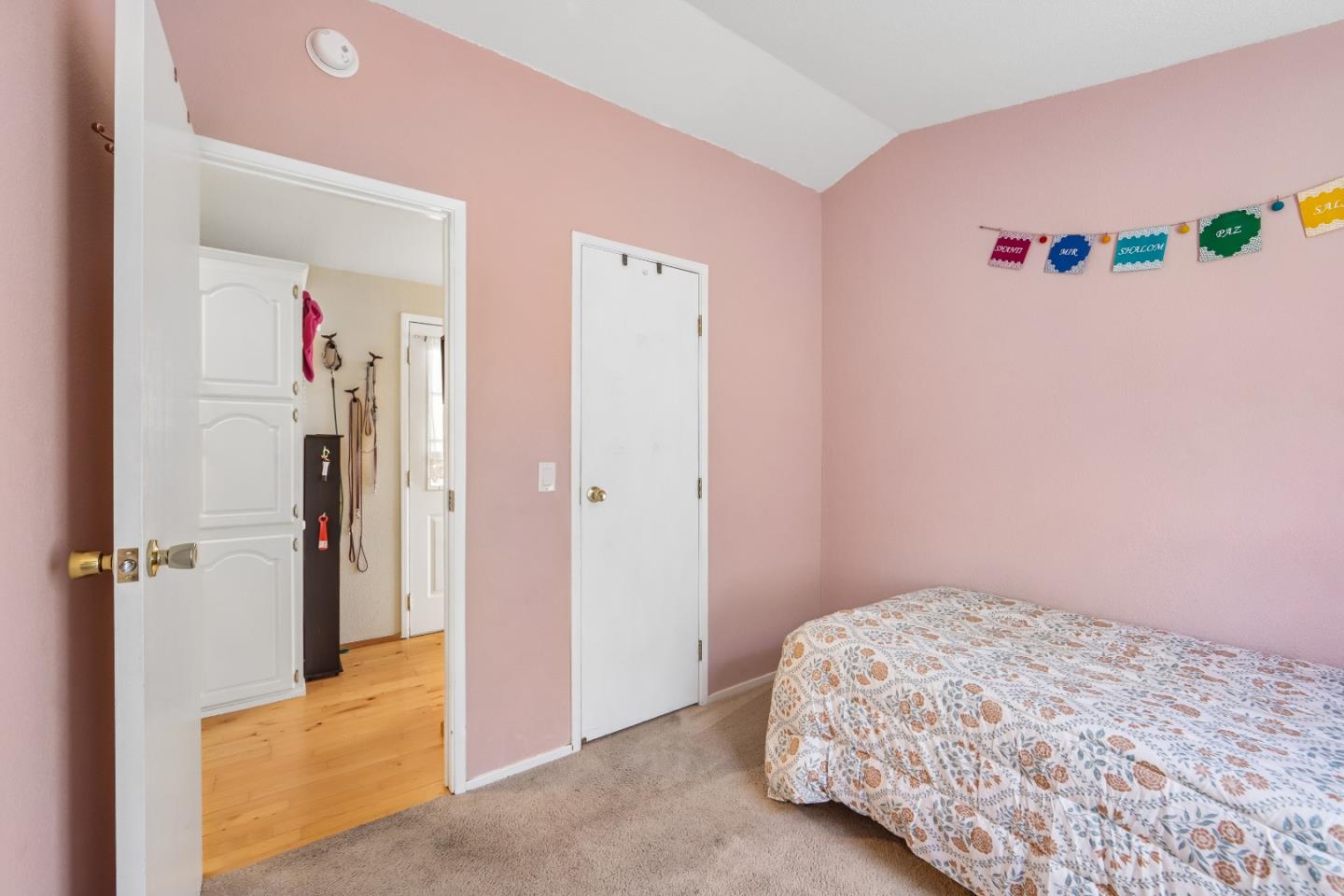 930 Rosedale Avenue, Unit 2 Capitola, CA 95010 - Photo 16 of 28