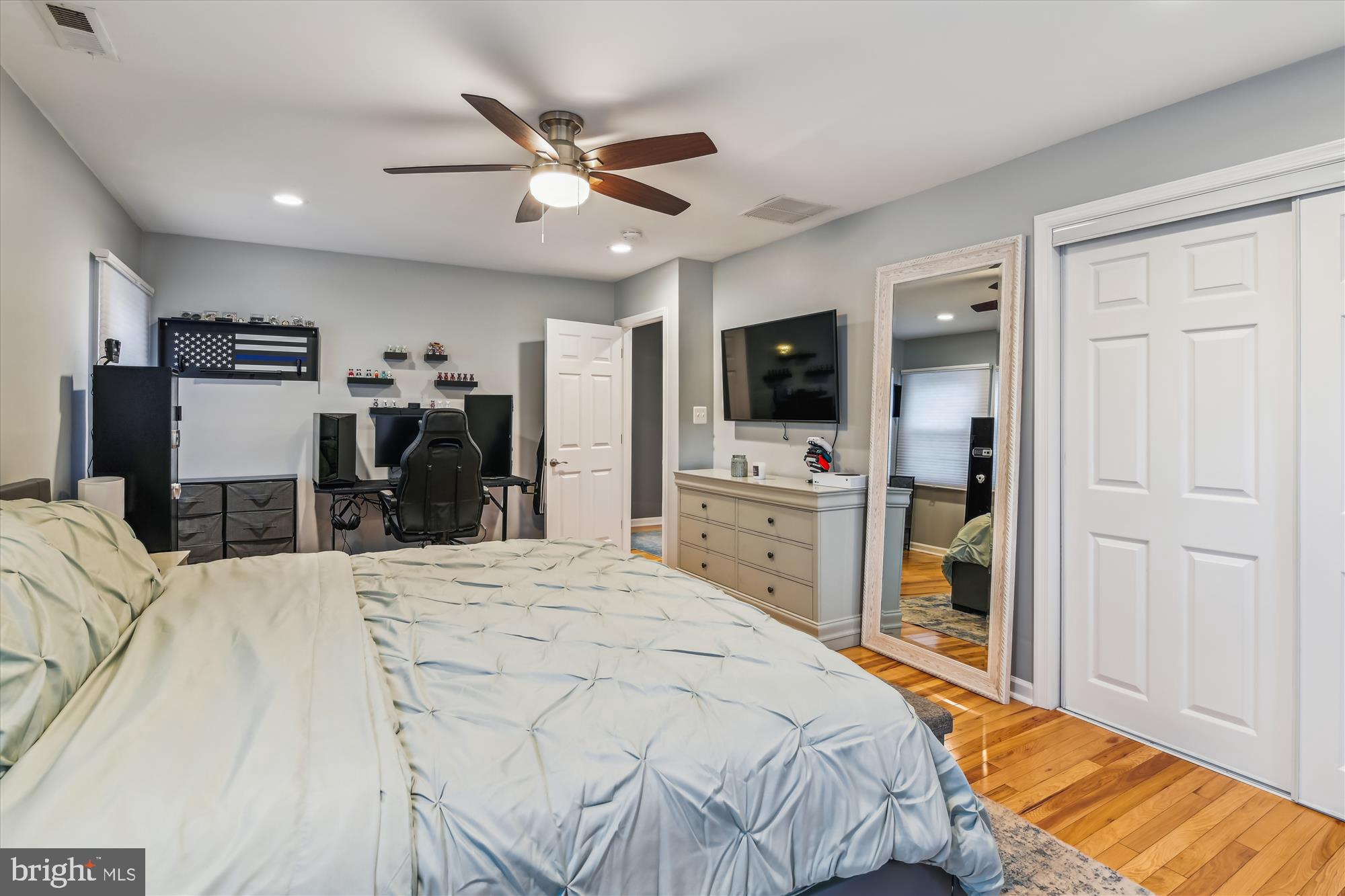 2925 Chestnut Road Edgewater, MD 21037 - Photo 15 of 23 Primary Bedroom