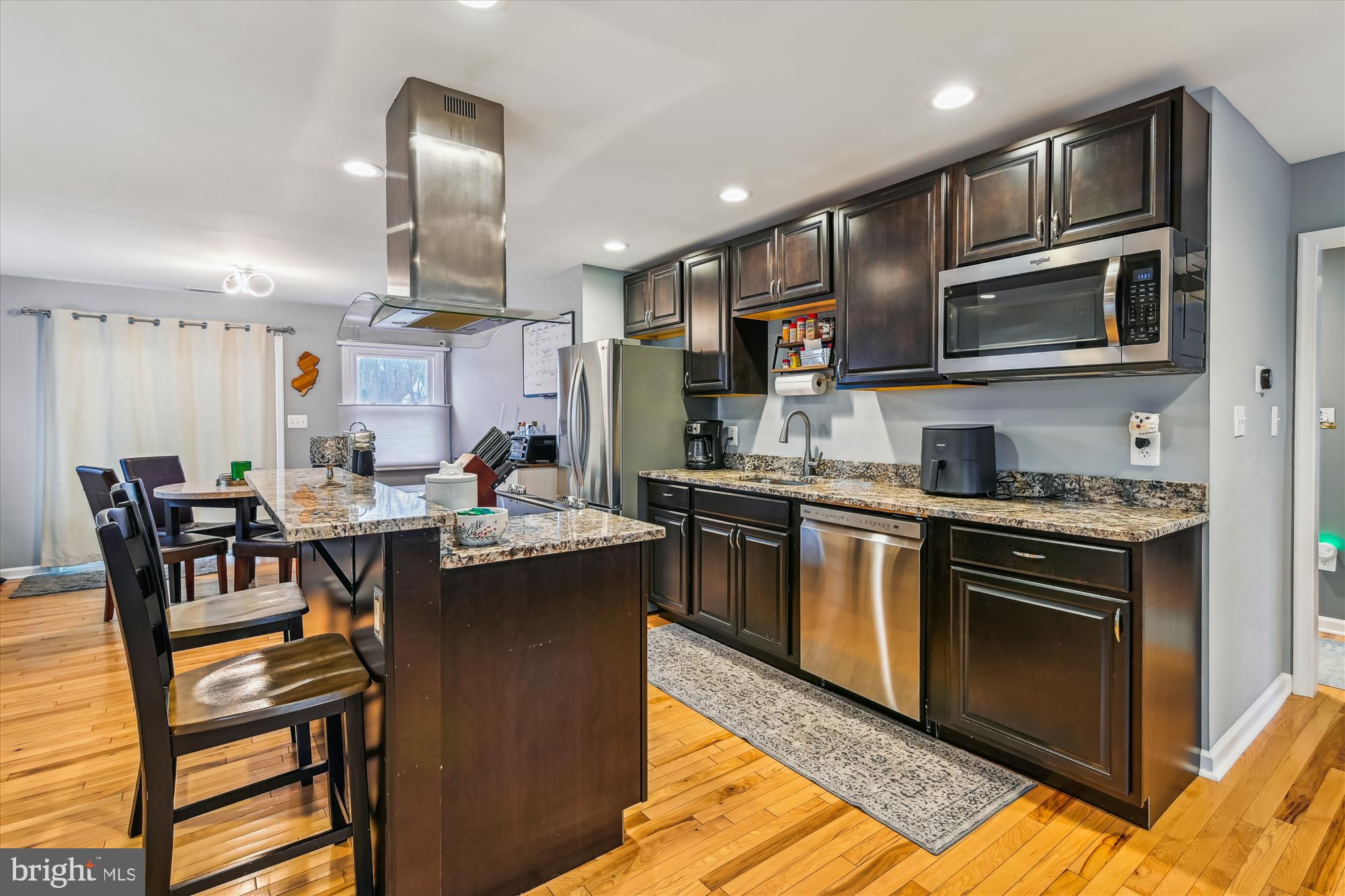 2925 Chestnut Road Edgewater, MD 21037 - Photo 8 of 23 Kitchen