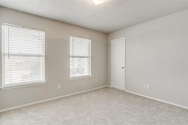 $2,000 | 10104 High Eagle Trail, Fort Worth, TX 76108