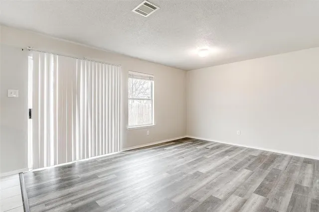 $2,300 | 10104 High Eagle Trail, Fort Worth, TX 76108