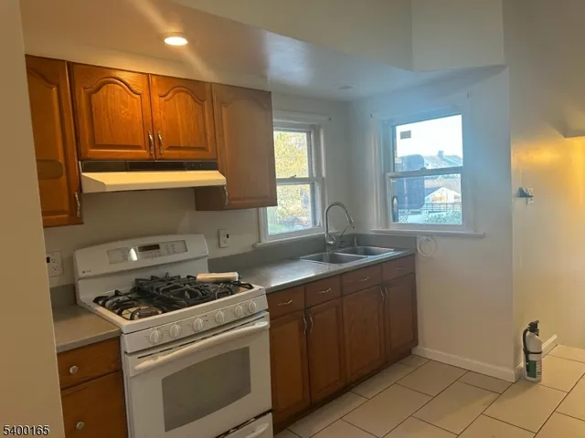 $2,800 | 6124 Highland Avenue, Pennsauken, NJ 08110