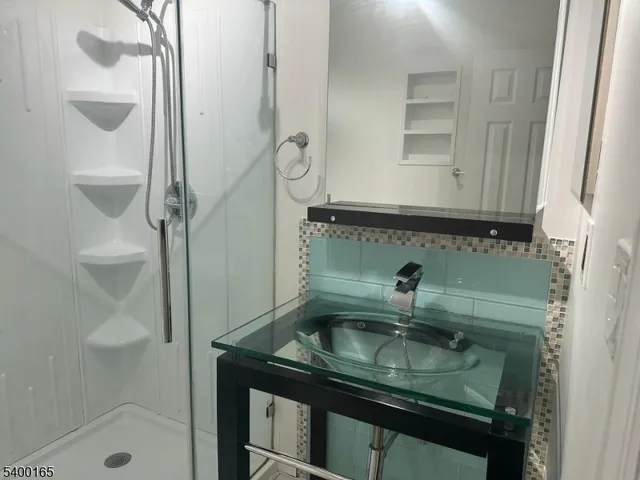 $2,800 | 6124 Highland Avenue, Pennsauken, NJ 08110