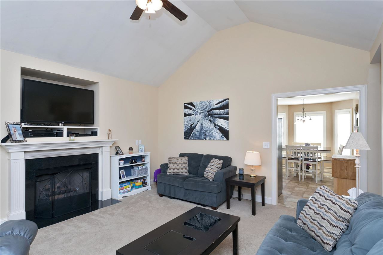 485 Chisenhall Road Angier, NC 27501 - Photo 3 of 15 Family Room