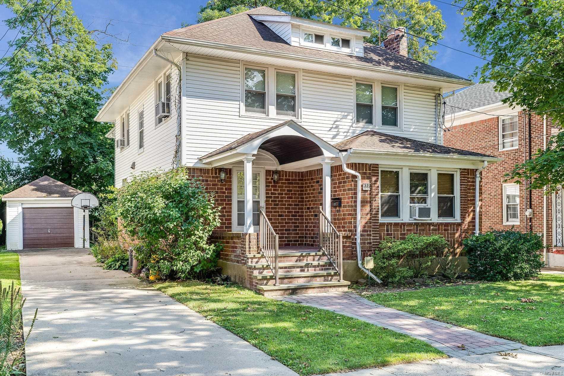 833 Hampton Road Woodmere, NY 11598 - Photo 1 of 1 Gallery Image 1
