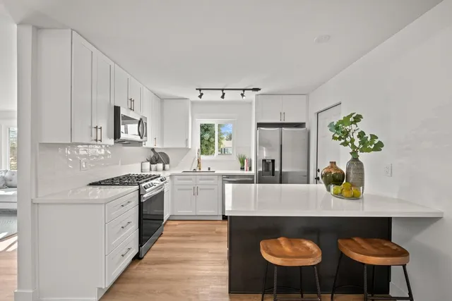 $2,000,000 | 4965 Kingston Way, San Jose, CA 95130