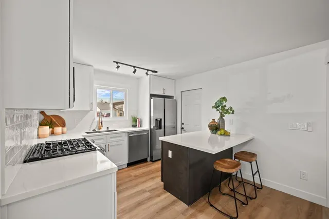 $2,000,000 | 4965 Kingston Way, San Jose, CA 95130