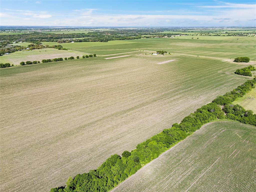 1 Willow Grove Road Woodway, TX 76712 - Photo 4 of 8 a view of an ocean and beach
