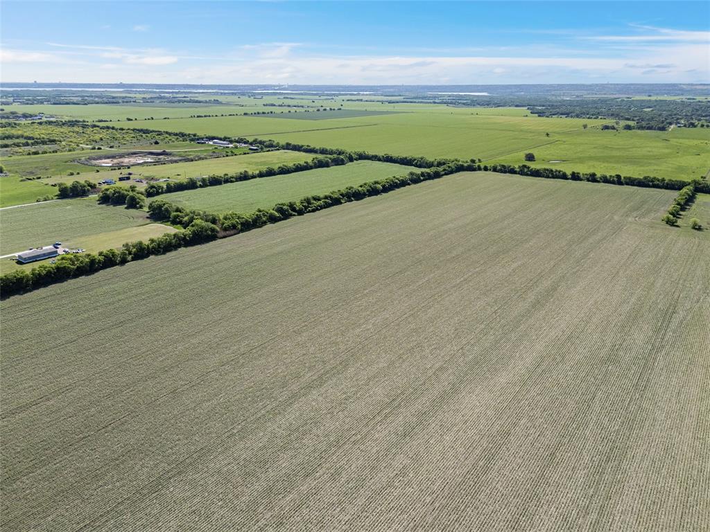 1 Willow Grove Road Woodway, TX 76712 - Photo 7 of 8 a view of an ocean and beach