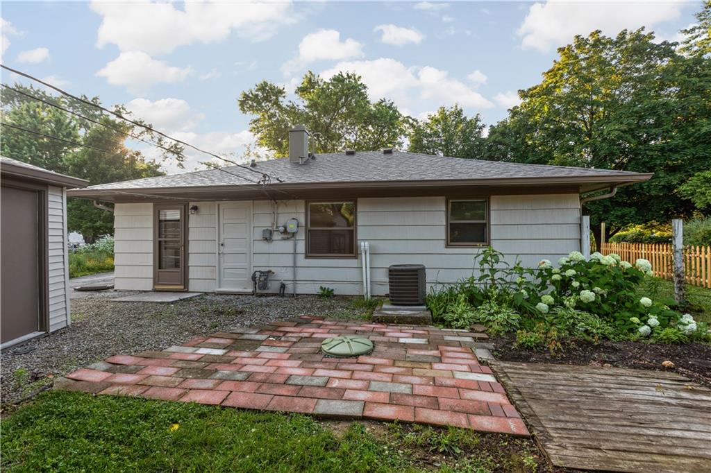 2122 Randall Road Indianapolis, IN 46240 - Photo 20 of 25 Gallery Image 20