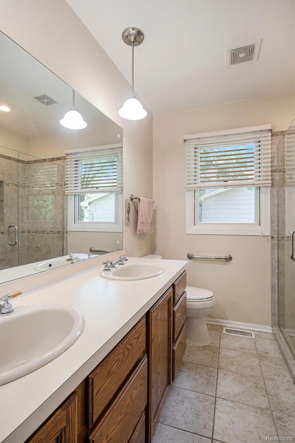 5367 Sturbridge Road Grand Blanc, MI 48439 - Photo 10 of 18 Gallery Image 10