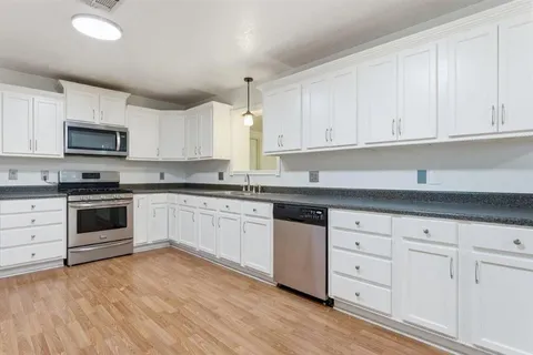 $249,900 | 516 North Lebanon Street, Sulphur, LA 70663