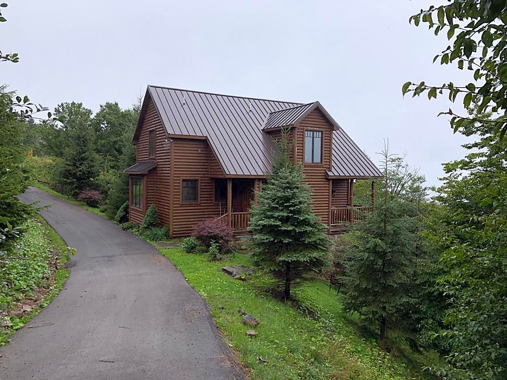 645 South Westridge Road Slatyfork, WV 26291 - Photo 1 of 19 Gallery Image 1