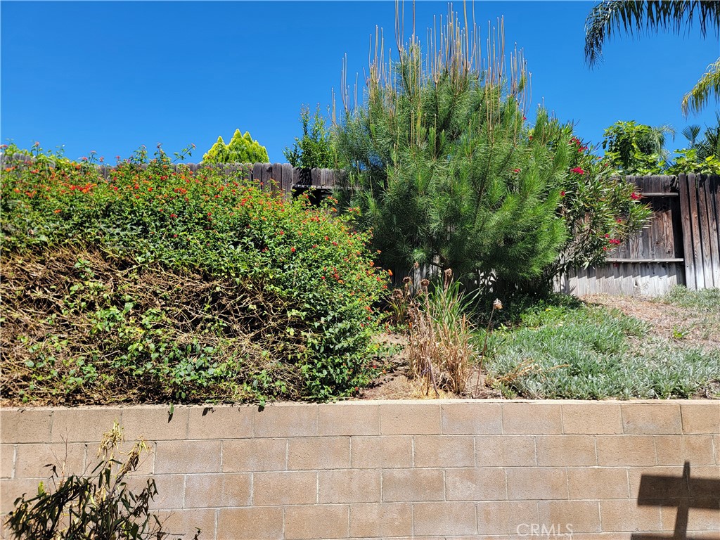 7466 Holloway Road Rancho Cucamonga, CA 91730 - Photo 25 of 27