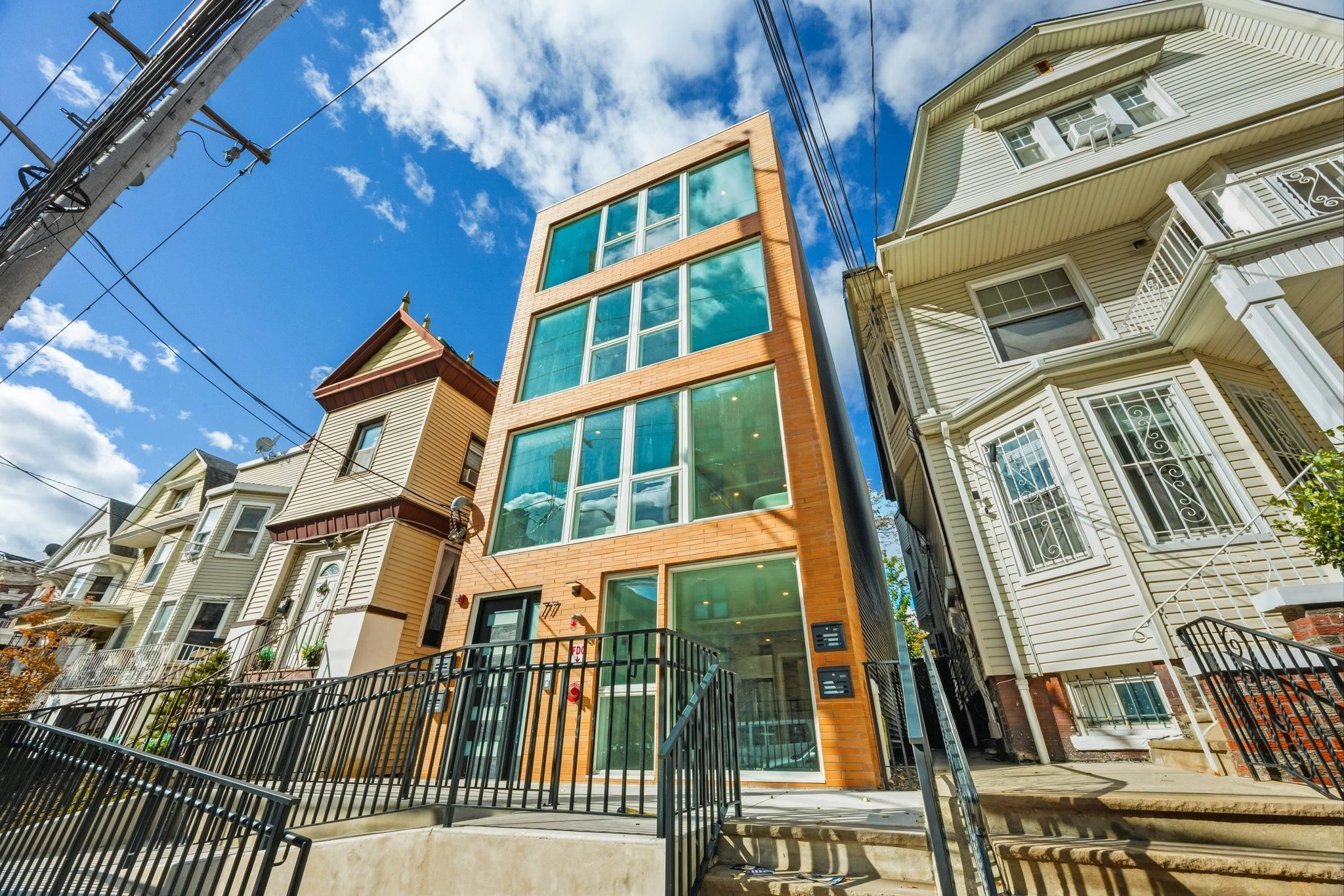 77 Van Reypen Street, Unit 3 Jersey City, NJ 07306 - Photo 14 of 23