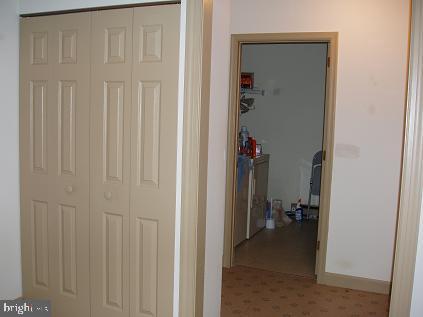 913 Hannah Drive Lititz, PA 17543 - Photo 4 of 28 Gallery Image 4