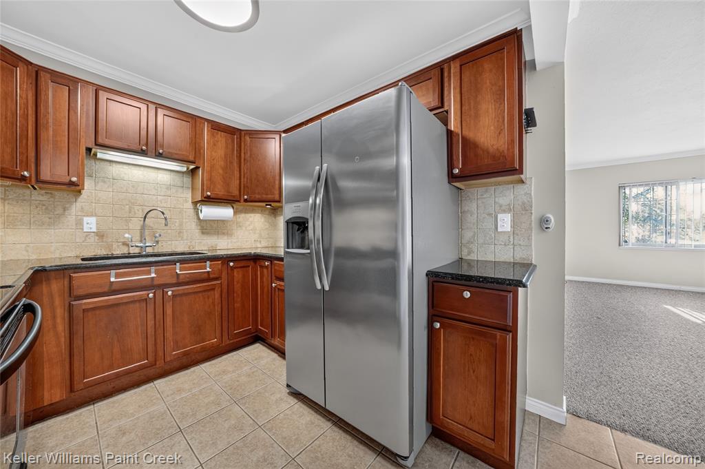 2309 Walton Boulevard, Unit 36 Rochester Hills, MI 48309 - Photo 9 of 24
