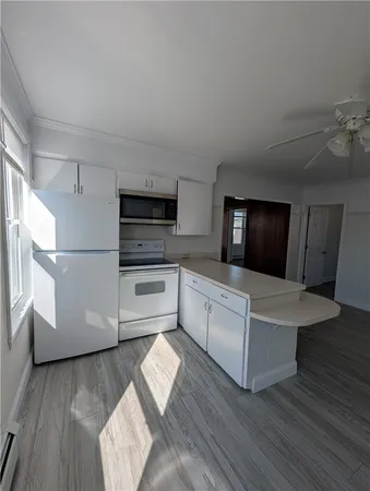 $1,800 | 62 Pleasant Street, Unit 2, Westerly, RI 02891