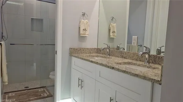 $2,500 | 490 37th Avenue Northwest, Naples, FL 34120