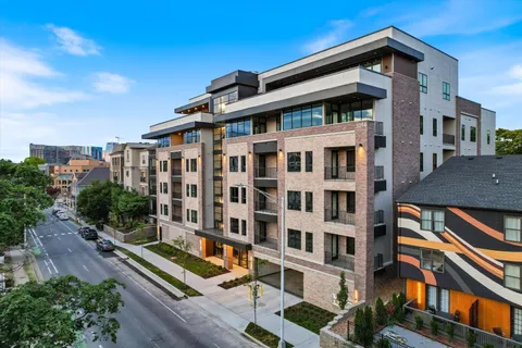 $825,000 | 1014 16th Avenue South, Unit 309(B3), Nashville, TN 37212