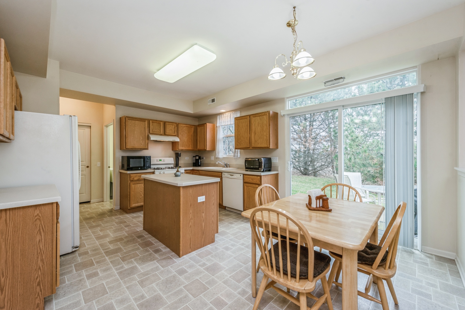13494 Delaney Road Huntley, IL 60142 - Photo 8 of 13