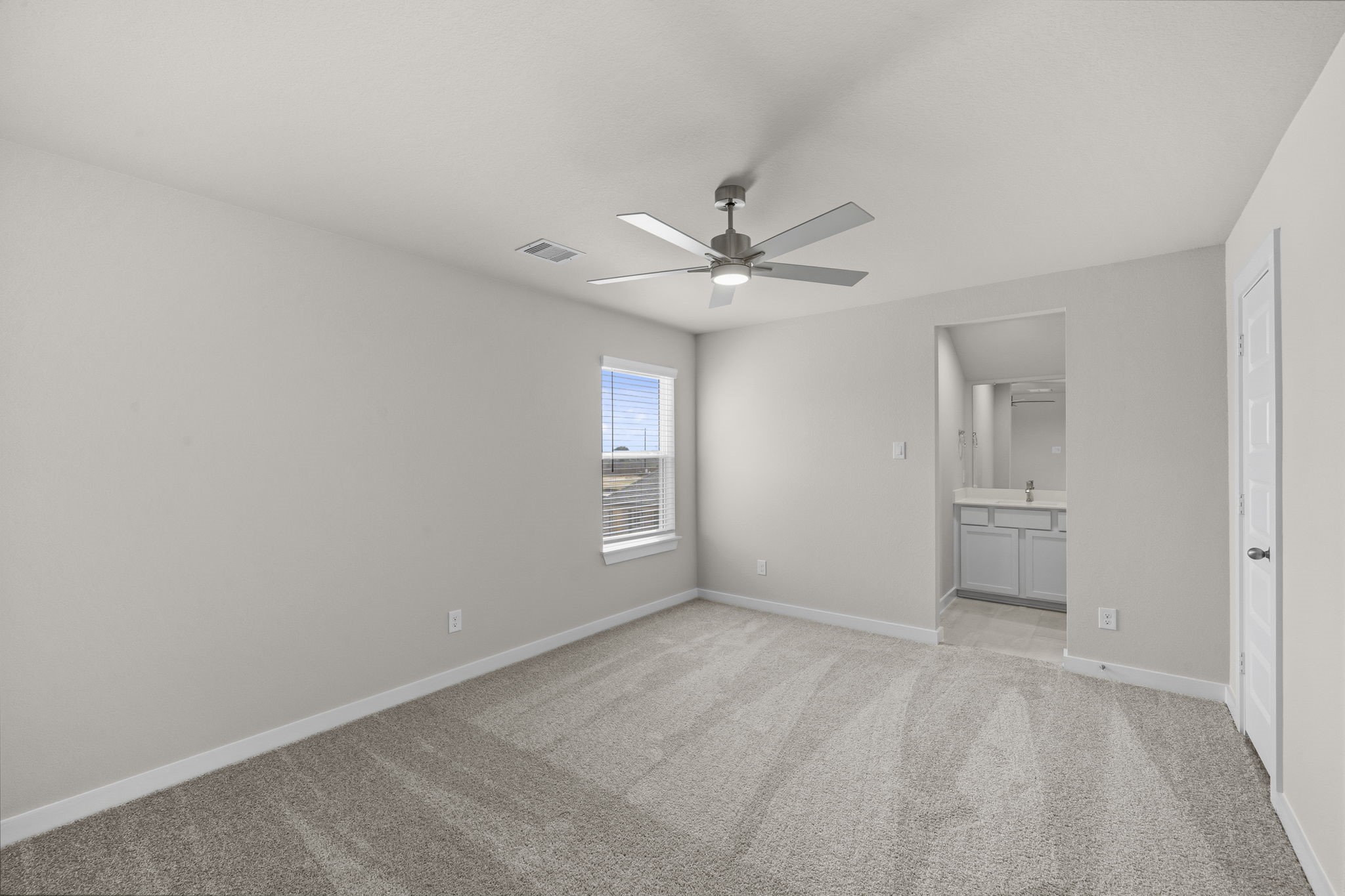 4017 Sun Burst Lane Brookshire, TX 77423 - Photo 28 of 49 a view of an empty room with a window