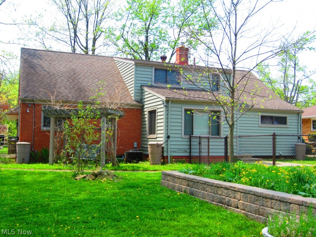 1799 Brainard Road Lyndhurst, OH 44124 - Photo 4 of 20