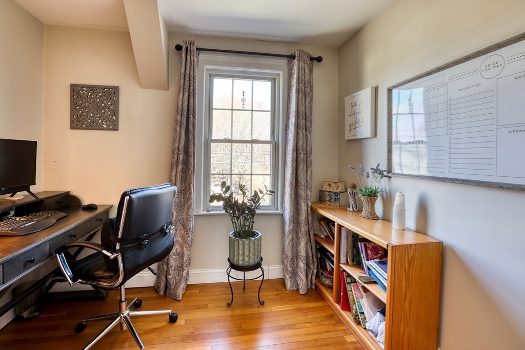 42 Summer Street, Unit 2 Rowley, MA 01969 - Photo 18 of 24 Gallery Image 18