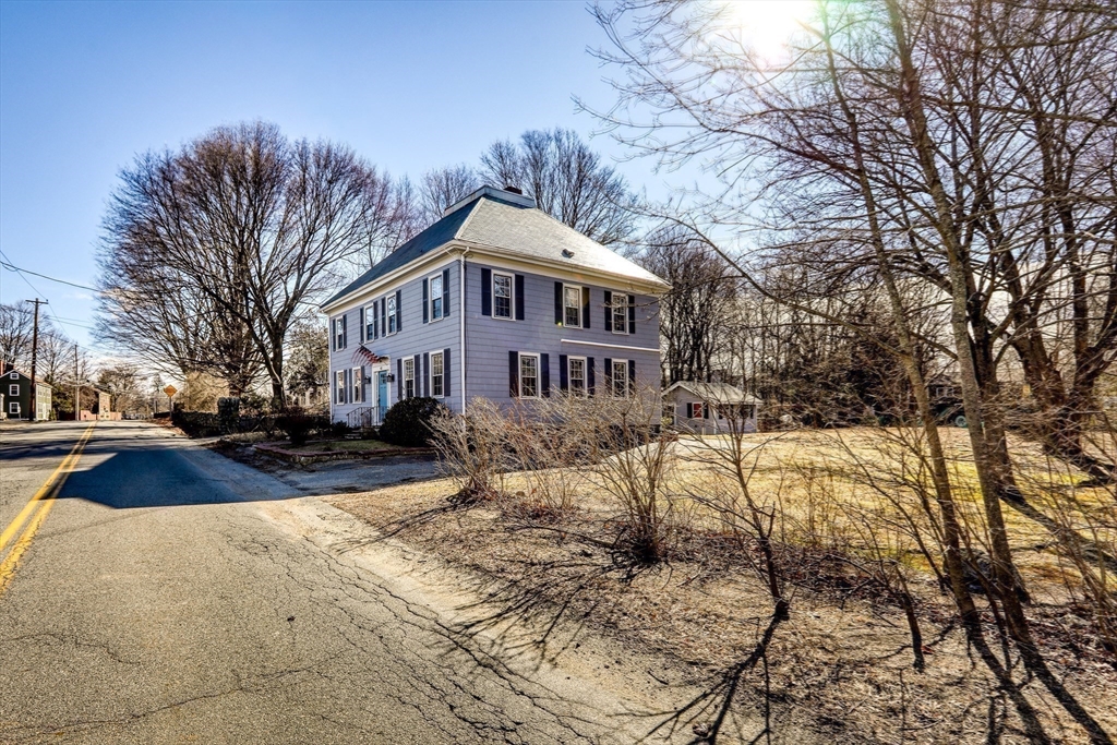 42 Summer Street, Unit 2 Rowley, MA 01969 - Photo 23 of 24 Gallery Image 23
