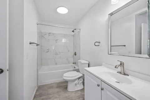 $345,000 | 19357 Norfolk Street Northwest, Elk River, MN 55330