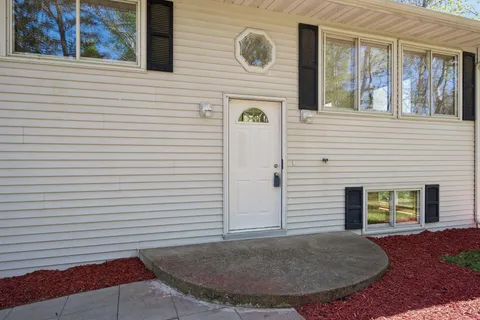 $345,000 | 19357 Norfolk Street Northwest, Elk River, MN 55330
