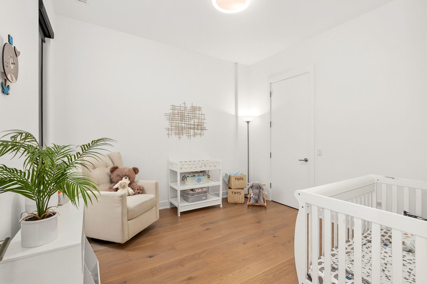 323 South Racine Avenue, Unit 6C Chicago, IL 60607 - Photo 32 of 41 Gallery Image 32