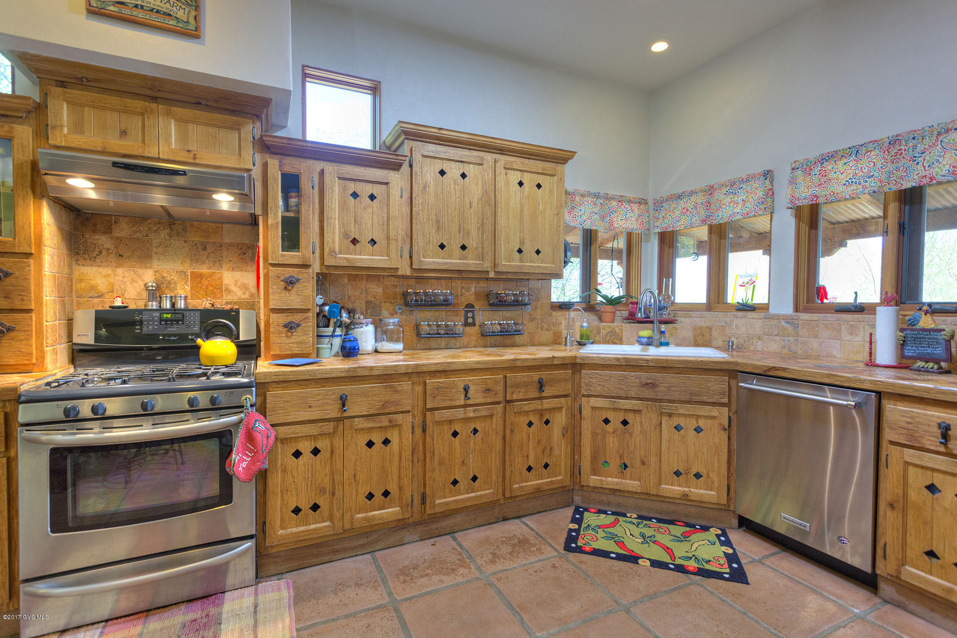 1762 Circulo Suecia Rio Rico, AZ 85648 - Photo 17 of 55