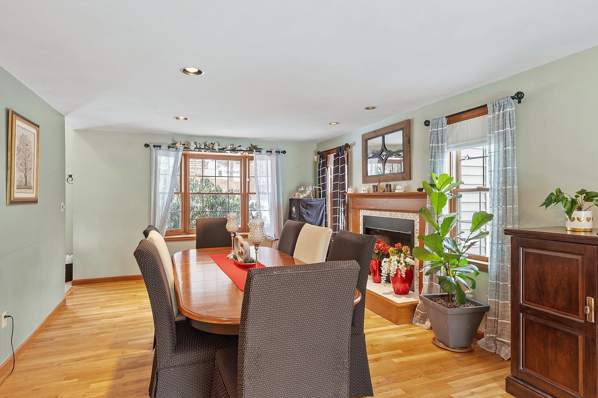 254 South Road Kensington, NH 03833 - Photo 12 of 40