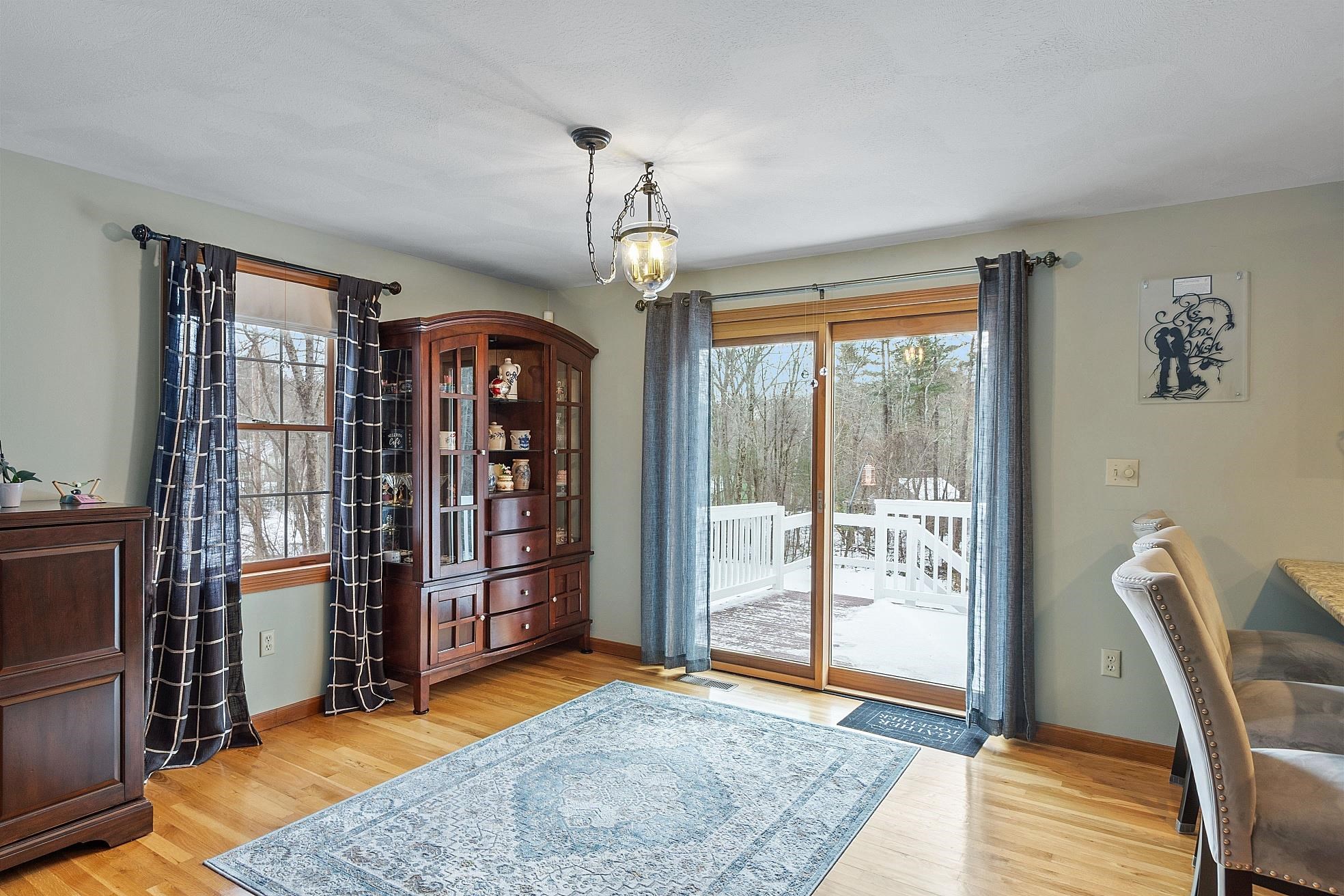 254 South Road Kensington, NH 03833 - Photo 13 of 40