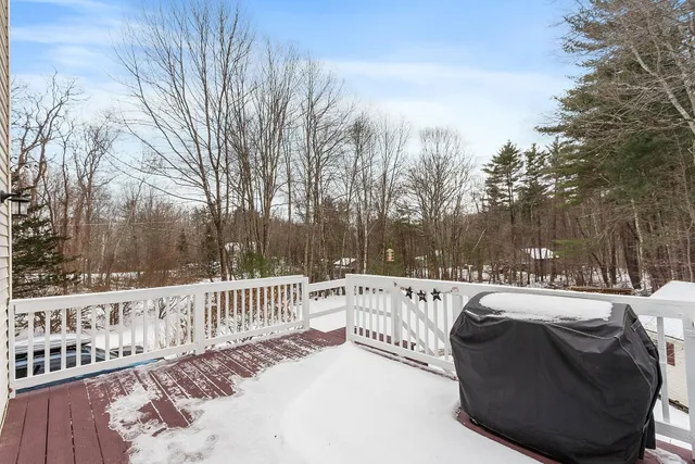 $739,900 | 254 South Road, Kensington, NH 03833