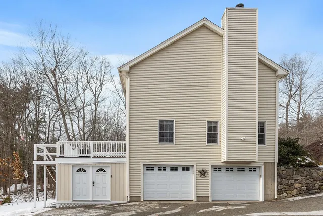 $739,900 | 254 South Road, Kensington, NH 03833