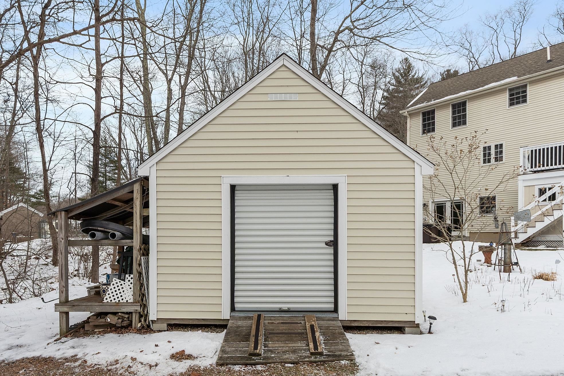 254 South Road Kensington, NH 03833 - Photo 43 of 46