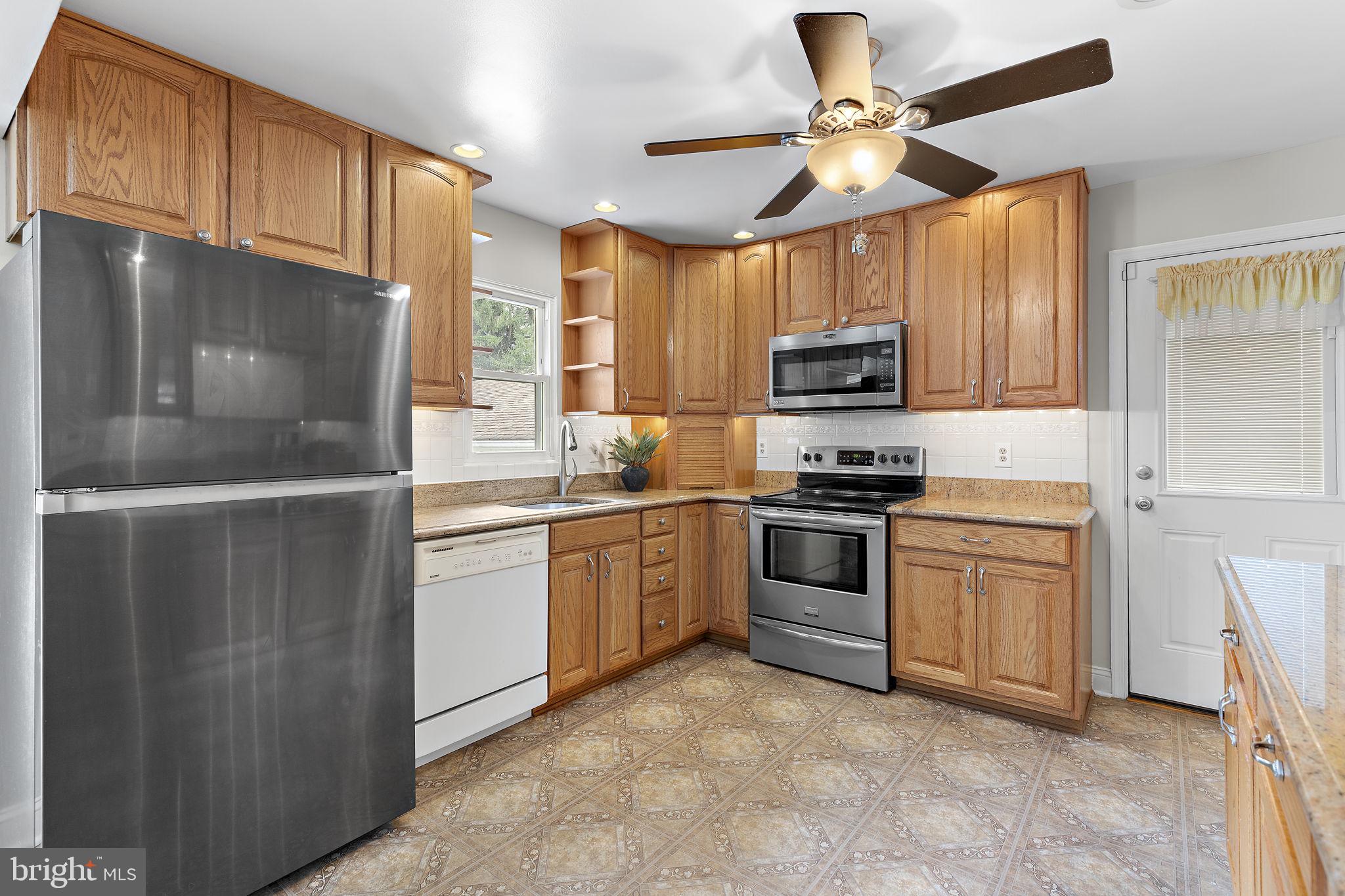 1404 Ryan Road Fallston, MD 21047 - Photo 11 of 50 Kitchen w/granite countertops & window above sink