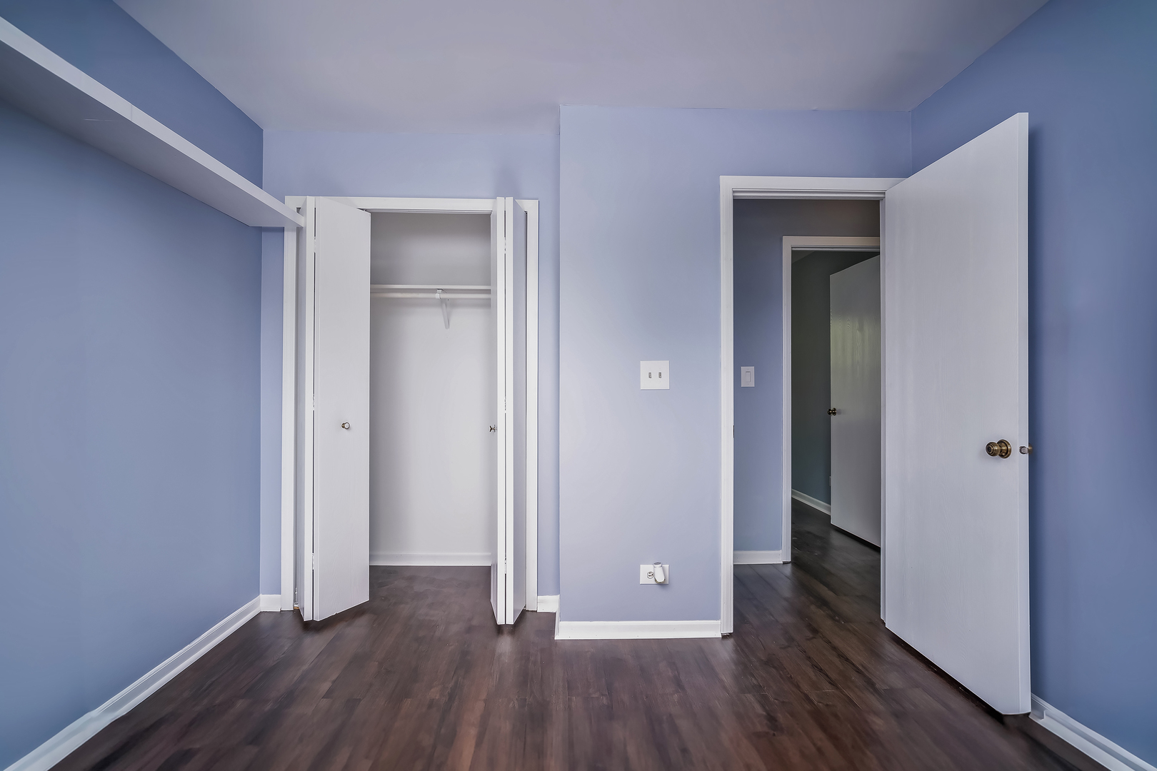 2860 Bridgeport Lane Aurora, IL 60504 - Photo 15 of 19 a view of a hallway with wooden floor