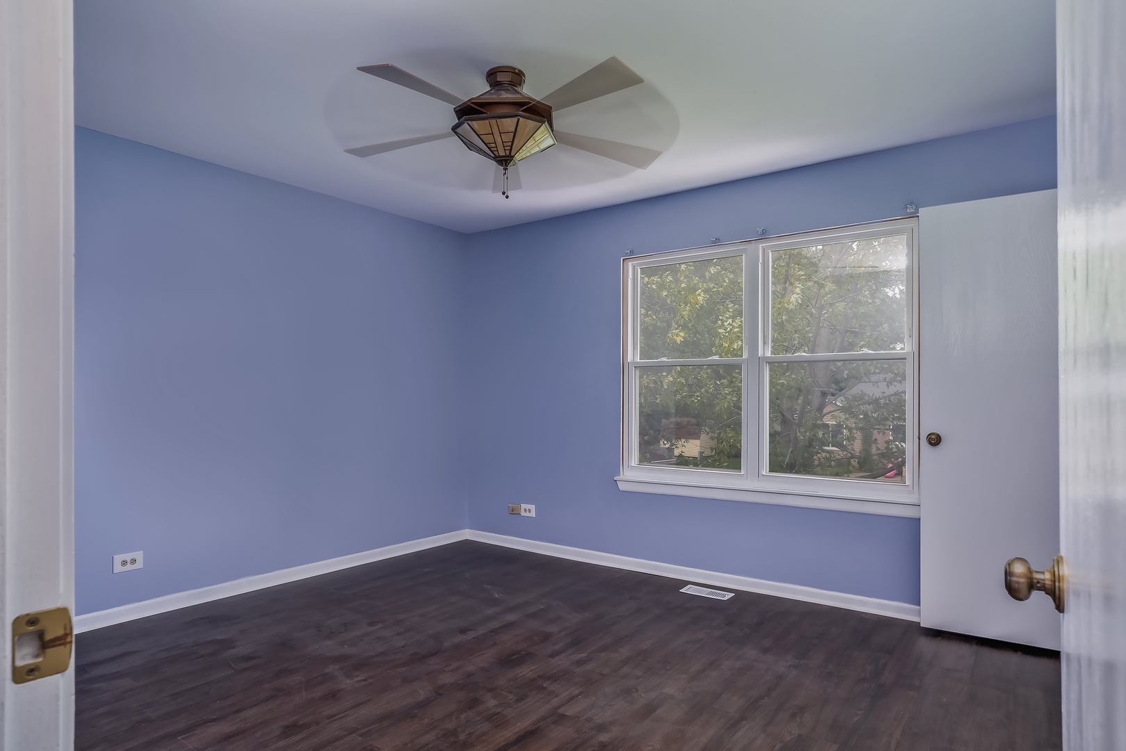 2860 Bridgeport Lane Aurora, IL 60504 - Photo 16 of 19 an empty room with a window
