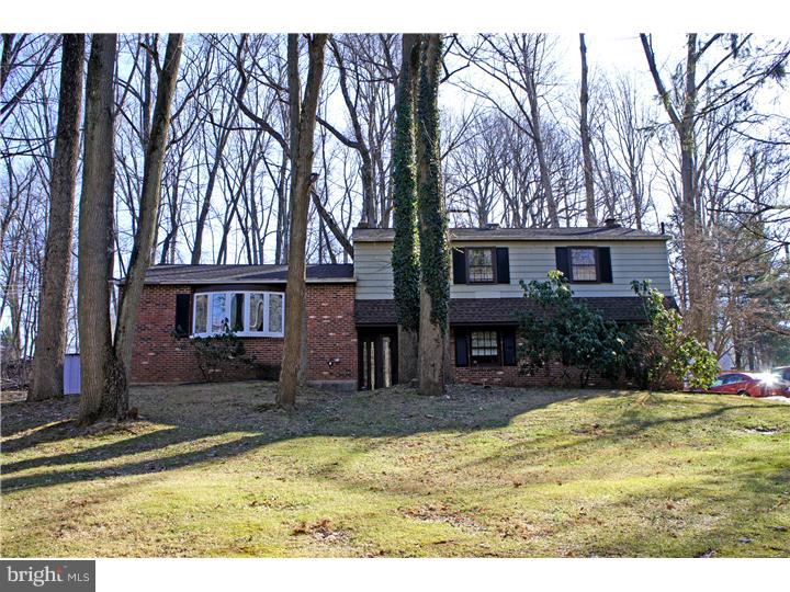 691 Lenni Road Aston, PA 19014 - Photo 1 of 25 Exterior Front