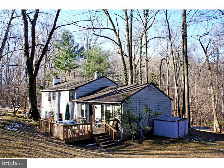 691 Lenni Road Aston, PA 19014 - Photo 24 of 25 Exterior Back