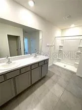 a view of entryway and hall