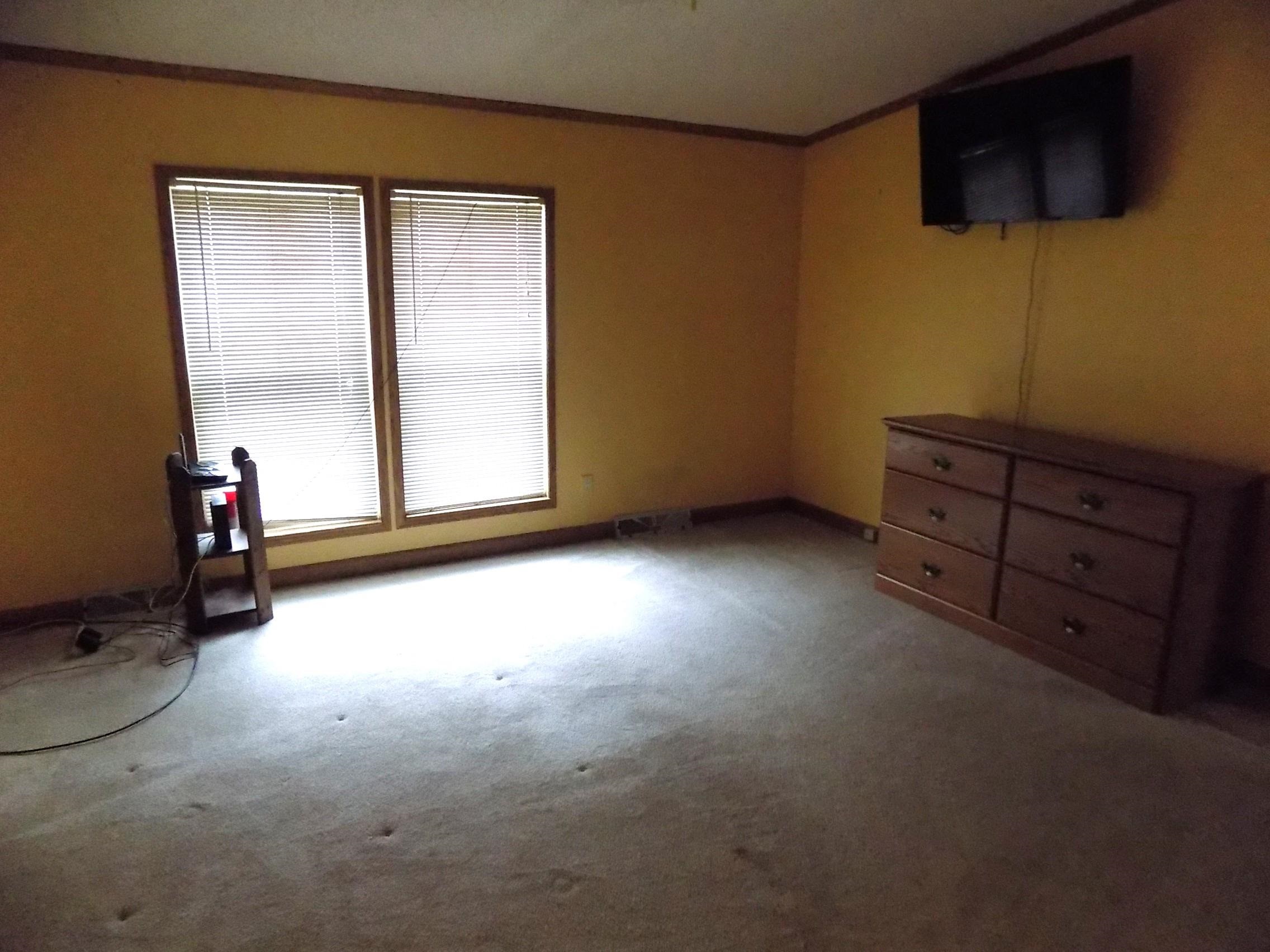 8901 East Ashard Road Clare, MI 48617 - Photo 23 of 42