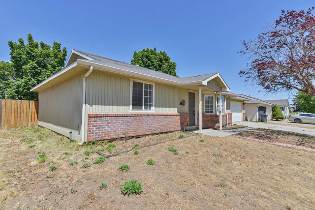 $247,500 | 12406 West 11th Avenue, Airway Heights, WA 99001